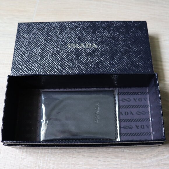 Prada Ribbed Sunglasses Box - Picture 2 of 2